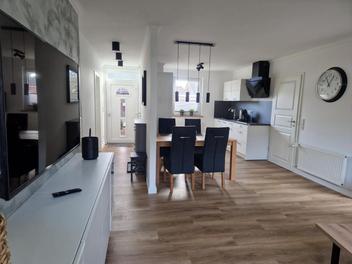 Ferienhaus Nordseeglueck Im Ferienpark Berumbur Buitenkant foto