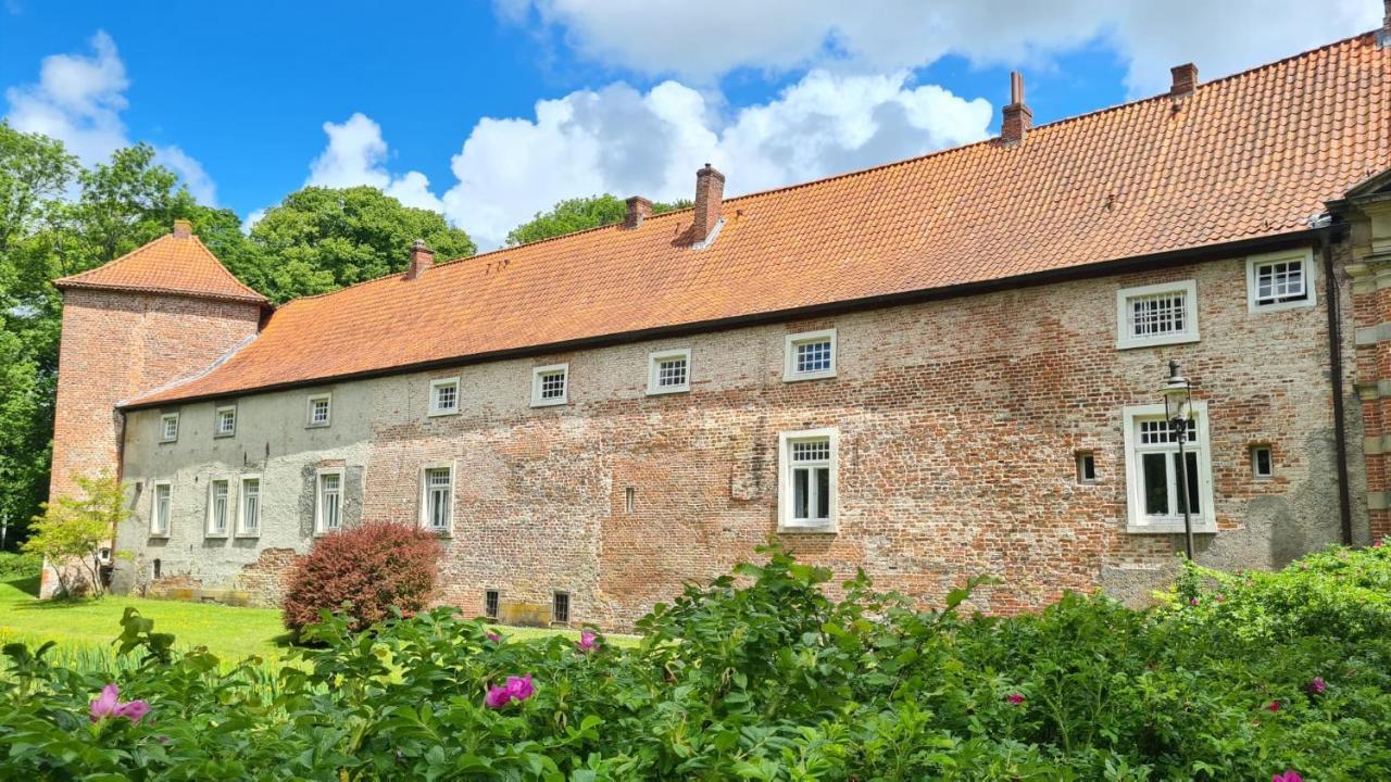 Ferienhaus Nordseeglueck Im Ferienpark Berumbur Buitenkant foto